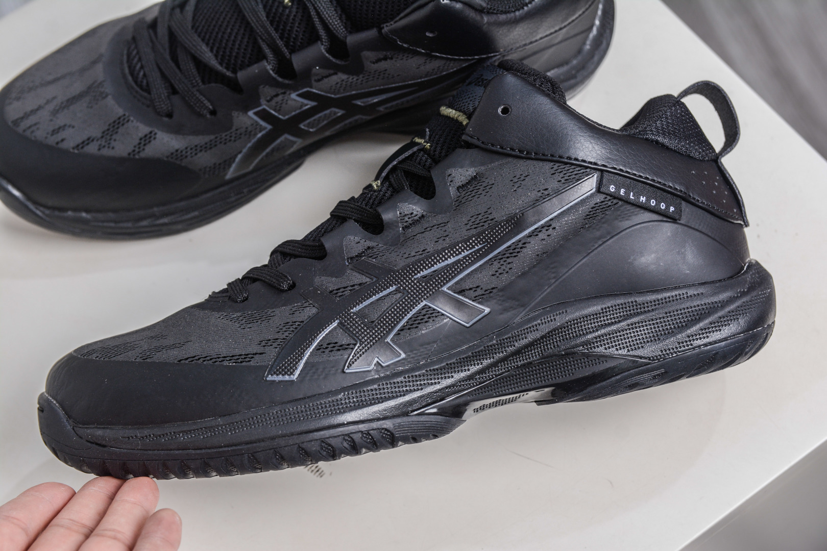 220 Asics Gelhoop V17 S亚瑟士 减震助弹防滑篮球鞋 1063A096-001