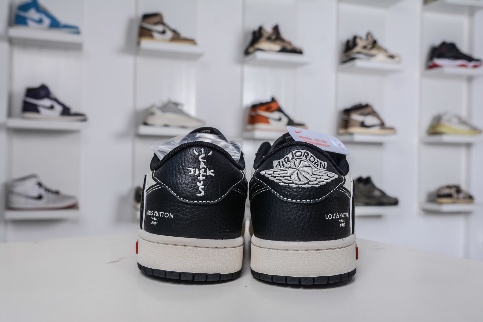 TS x Air Jordan x Louis Vuitton X Supreme AJ1 Low 倒钩低帮LV SUP 联名-白黑 CX5050-Y31