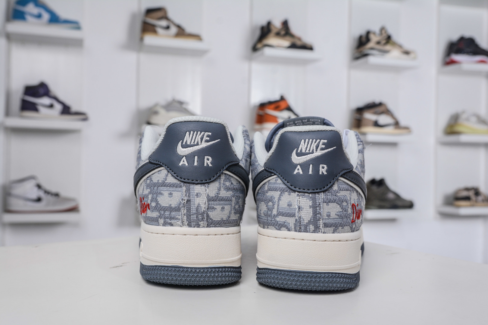 Nike Air Force 1 Low 07 x DIOR 迪奥联名-米白灰 MZ9588-807-High Quatity Cheap Brand wholesale wholesaler seller Clothes Bags handbags Sneakers Top Fashion Clothing Shoes from China Factory Chinese suppliers best Quality Beautiful Price Nike Air Force 1 Low 07 x DIOR 迪奥联名-米白灰 MZ9588-807