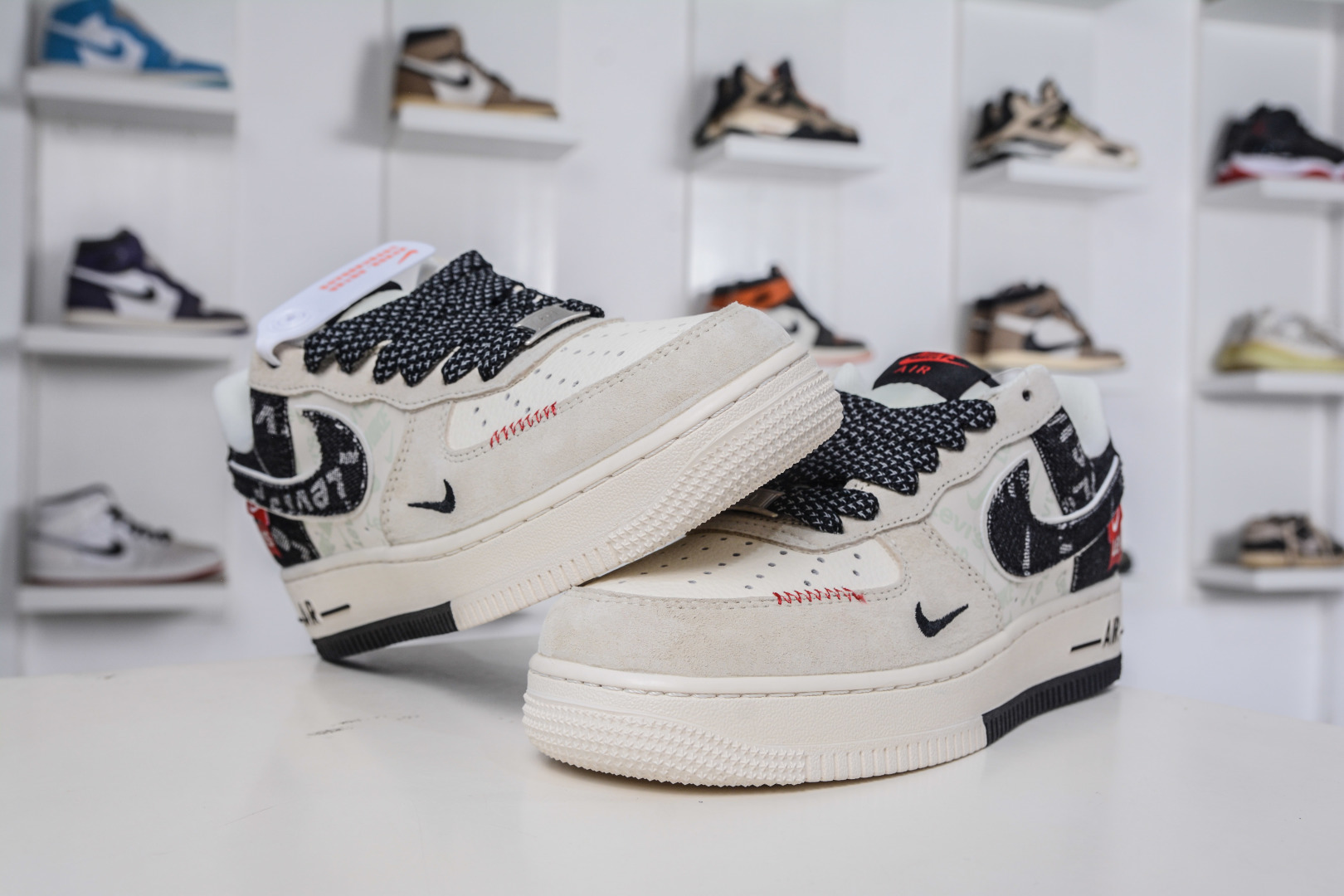 Nike Air Force 1 Low 07 x levi’s 李维斯联名-米灰黑牛仔 MZ9588-800-High Quatity Cheap Brand wholesale wholesaler seller Clothes Bags handbags Sneakers Top Fashion Clothing Shoes from China Factory Chinese suppliers best Quality Beautiful Price Nike Air Force 1 Low 07 x levi’s 李维斯联名-米灰黑牛仔 MZ9588-800