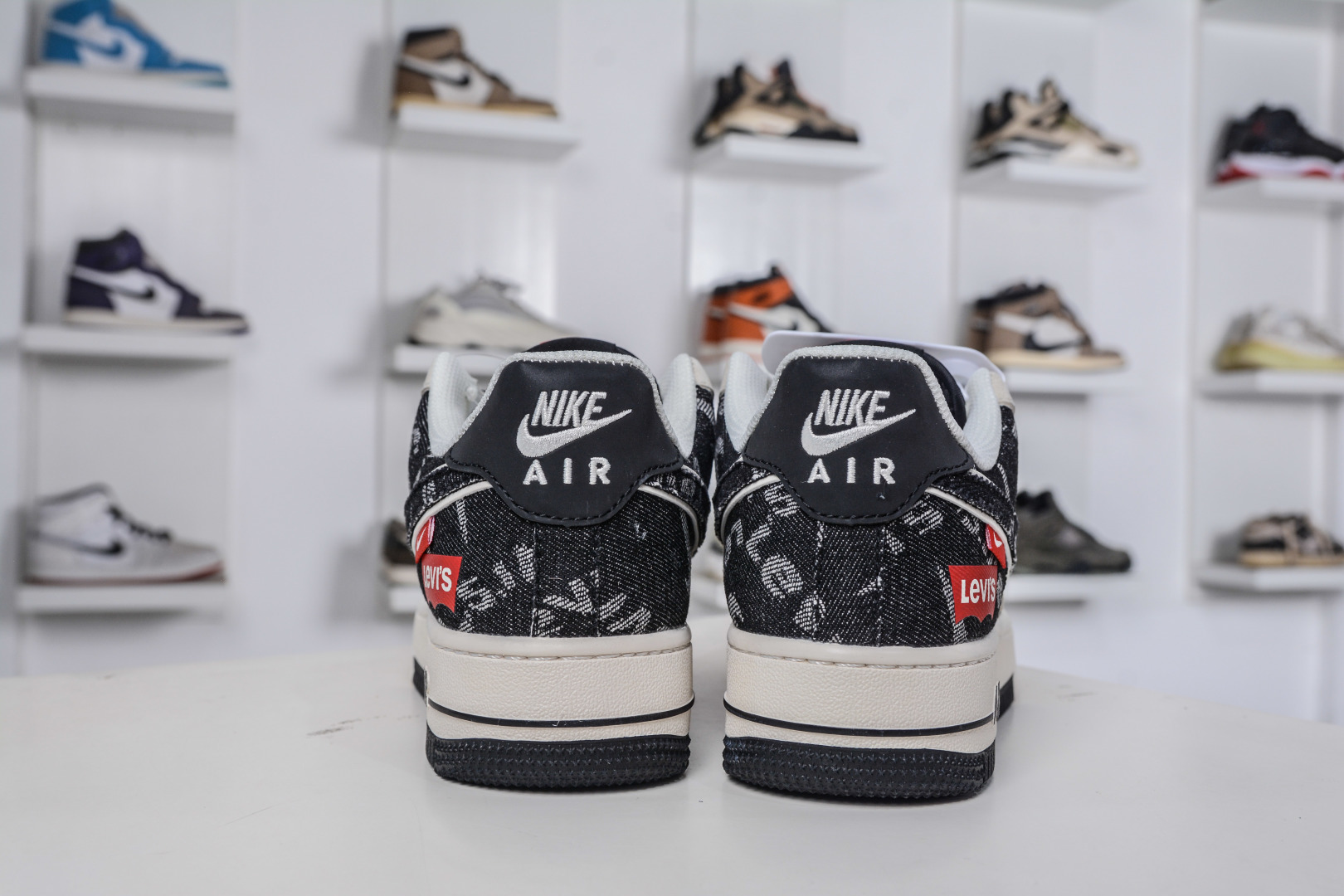 Nike Air Force 1 Low 07 x levi’s 李维斯联名-米灰黑牛仔 MZ9588-800-High Quatity Cheap Brand wholesale wholesaler seller Clothes Bags handbags Sneakers Top Fashion Clothing Shoes from China Factory Chinese suppliers best Quality Beautiful Price Nike Air Force 1 Low 07 x levi’s 李维斯联名-米灰黑牛仔 MZ9588-800