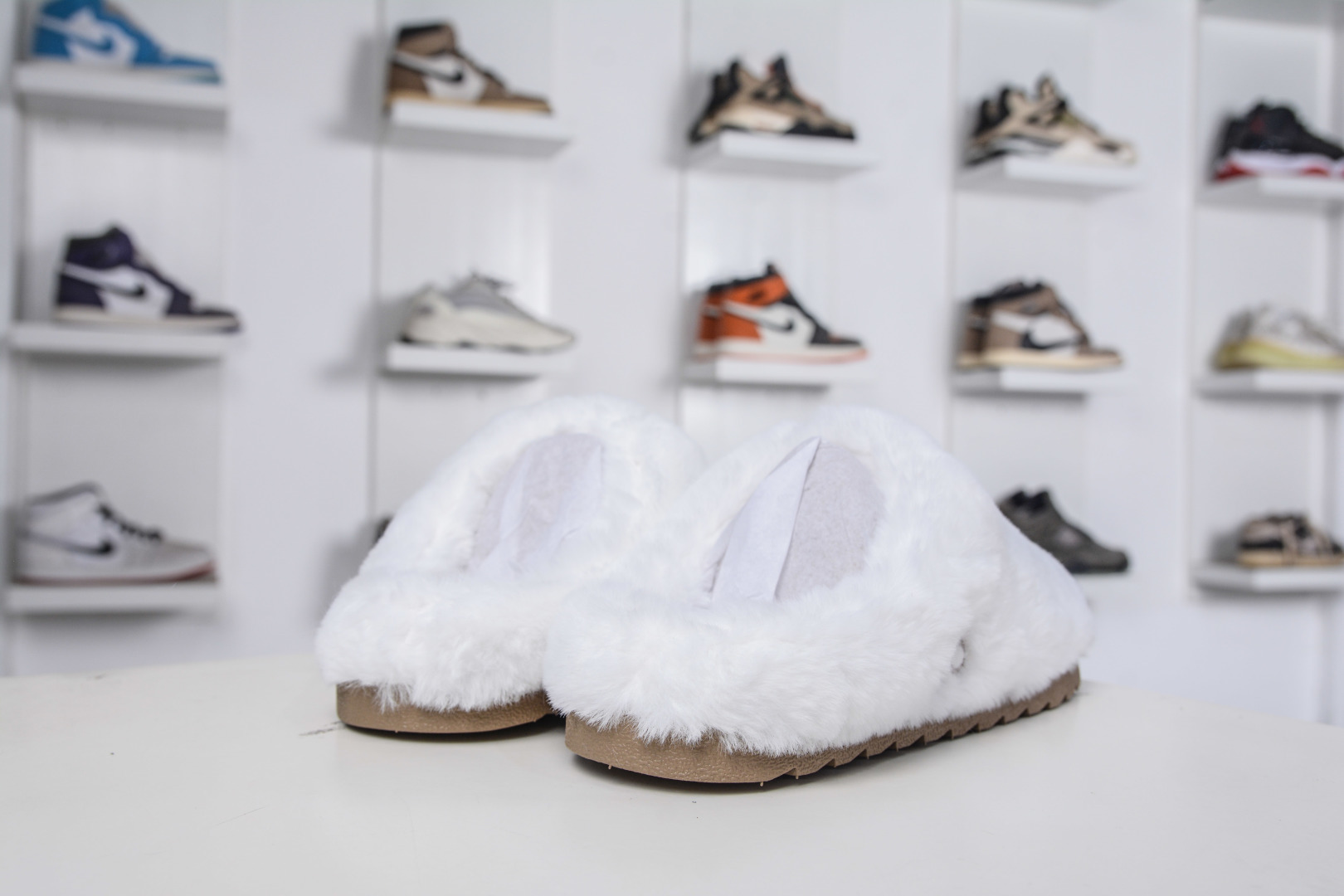 alo yoga Recovery Mode 舒适简约 静音防磨包头拖鞋