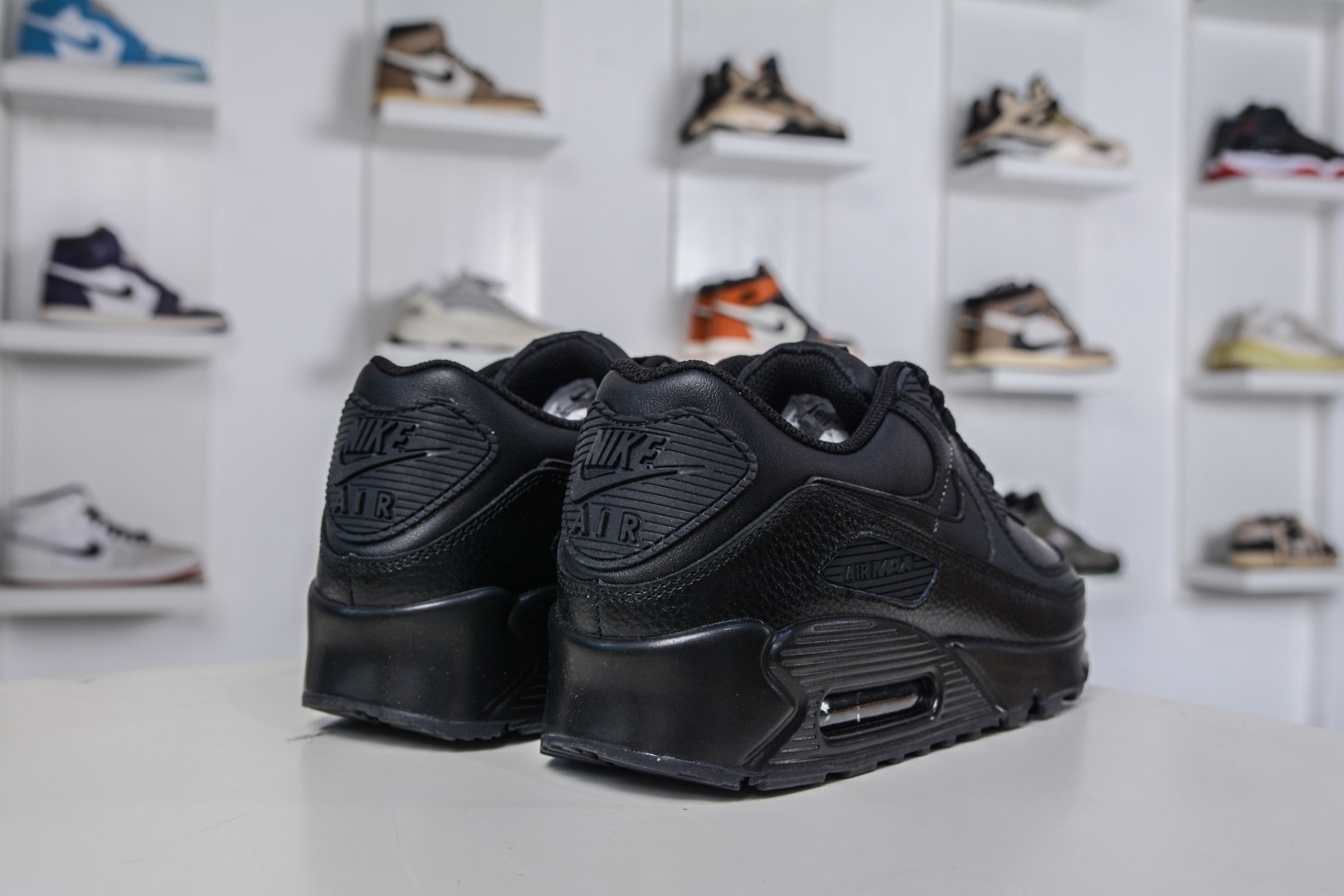 X版 NK Air 90 气垫复古减震跑步鞋 CZ5594-001-High Quatity Cheap Brand wholesale wholesaler seller Clothes Bags handbags Sneakers Top Fashion Clothing Shoes from China Factory Chinese suppliers best Quality Beautiful Price X版 NK Air 90 气垫复古减震跑步鞋 CZ5594-001