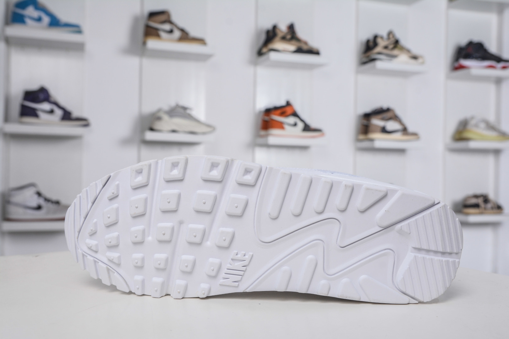 X版 NK Air 90 气垫复古减震跑步鞋 CZ5594-100-High Quatity Cheap Brand wholesale wholesaler seller Clothes Bags handbags Sneakers Top Fashion Clothing Shoes from China Factory Chinese suppliers best Quality Beautiful Price X版 NK Air 90 气垫复古减震跑步鞋 CZ5594-100