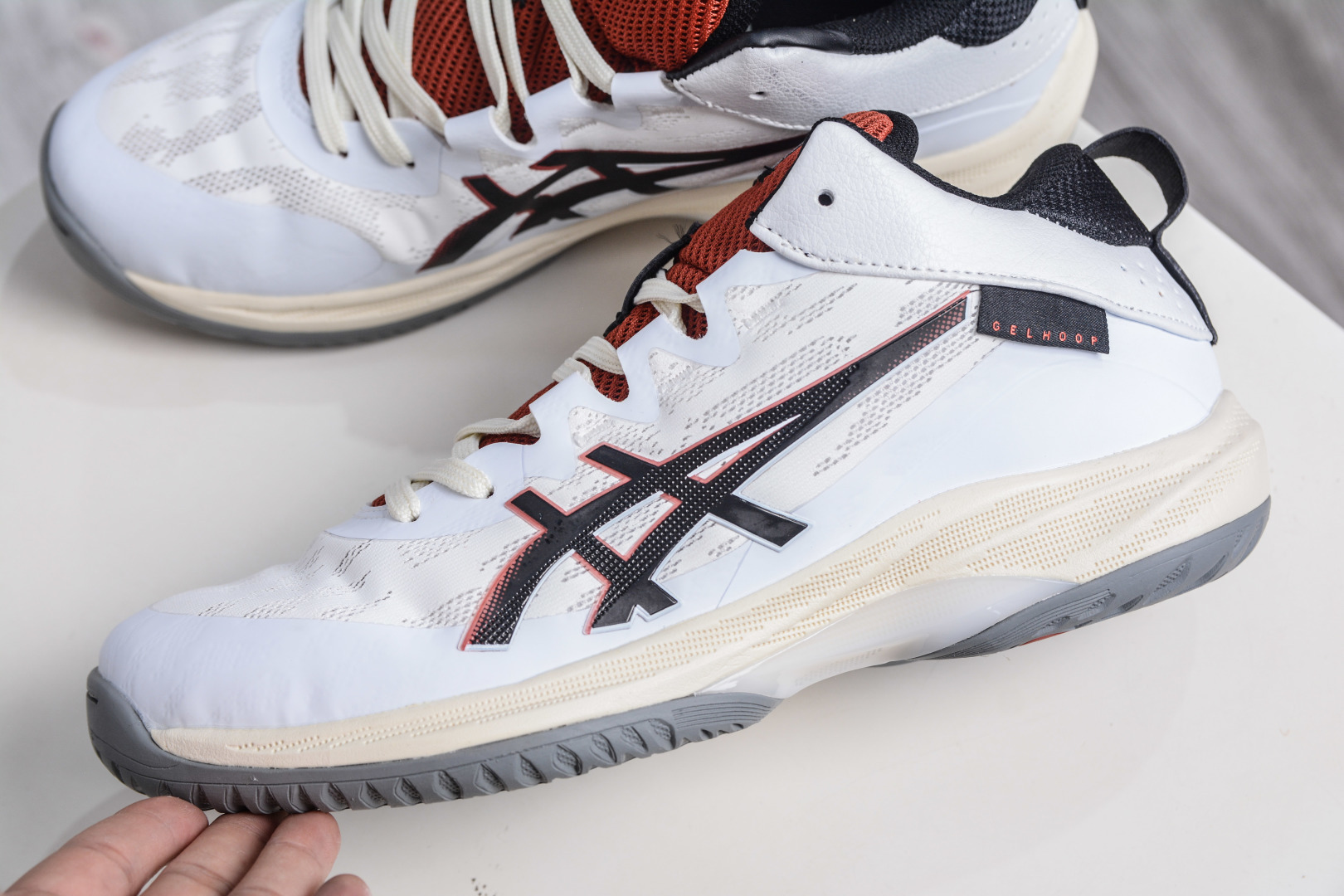 220 Asics Gelhoop V17 S亚瑟士 减震助弹防滑篮球鞋 1063A101-104