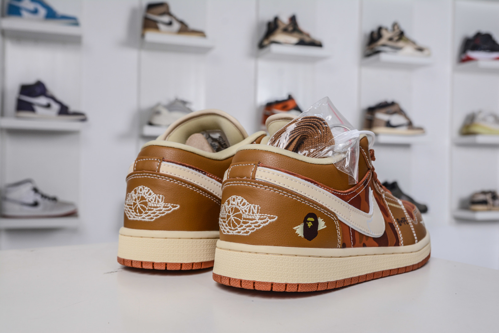 Air Jordan 1 Retro Low x Bape 猿人头联名-古铜褐 QG1988-014