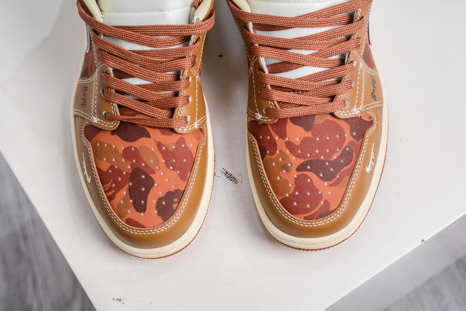 Air Jordan 1 Retro Low x Bape 猿人头联名-古铜褐 QG1988-014