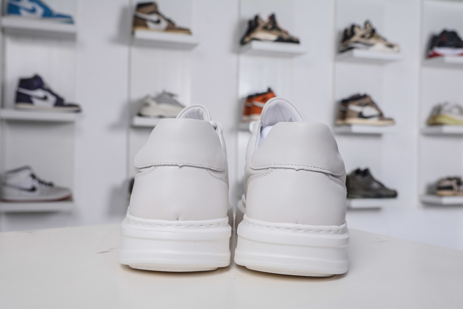 300 Ecco爱步休闲鞋子男鞋 透气防水百搭休闲板鞋 柔酷7号系列经典小白鞋