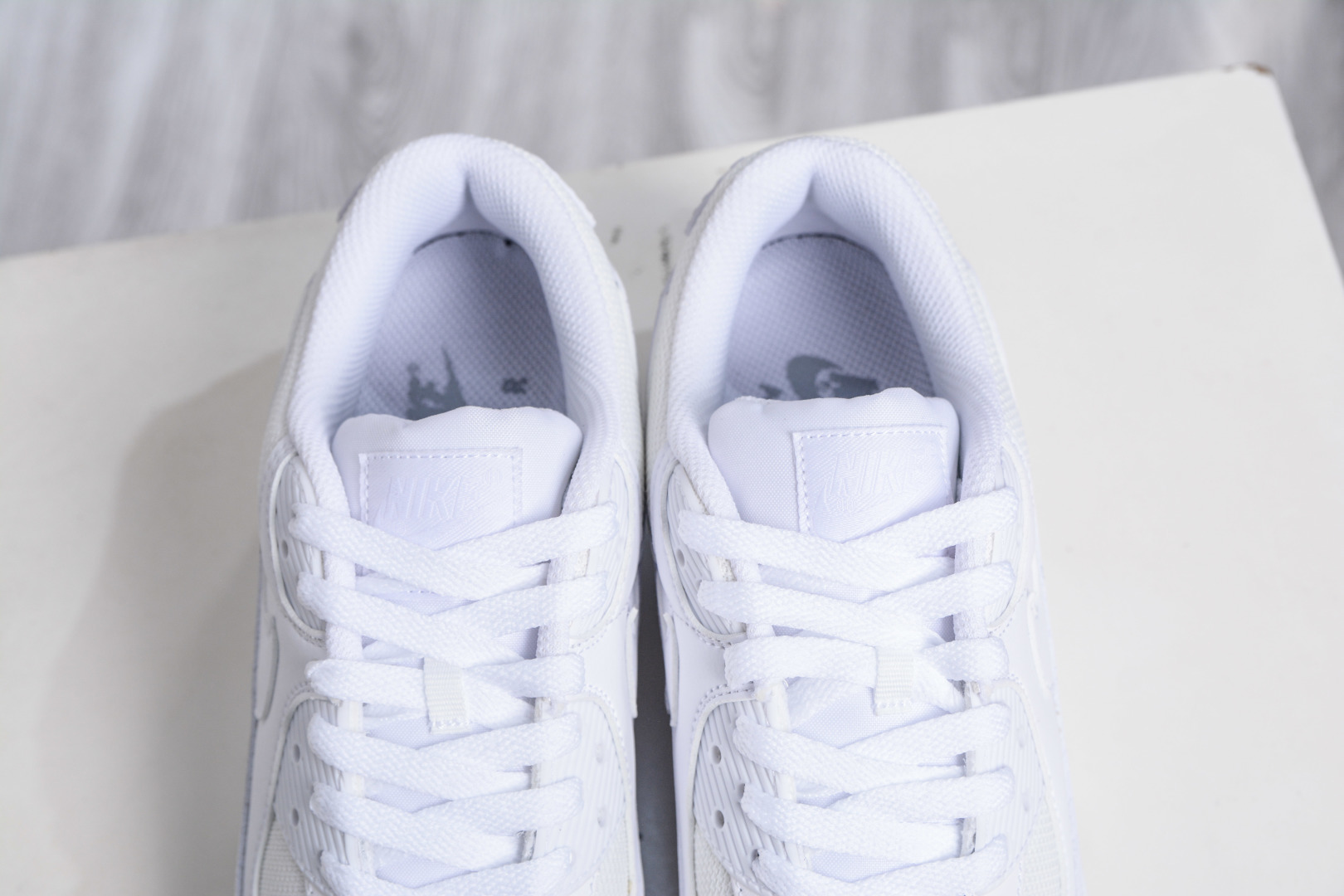 X版 NK Air 90 气垫复古减震跑步鞋 CN8490-100