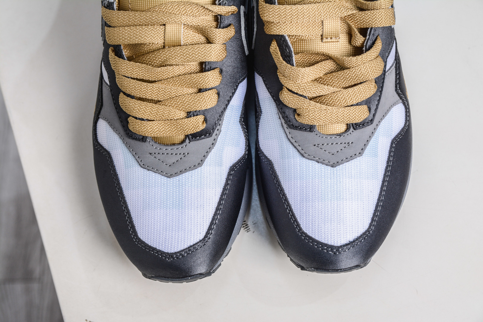 GX版 NK Air 1 初代复古气垫慢跑鞋 IB9898-001-High Quatity Cheap Brand wholesale wholesaler seller Clothes Bags handbags Sneakers Top Fashion Clothing Shoes from China Factory Chinese suppliers best Quality Beautiful Price GX版 NK Air 1 初代复古气垫慢跑鞋 IB9898-001