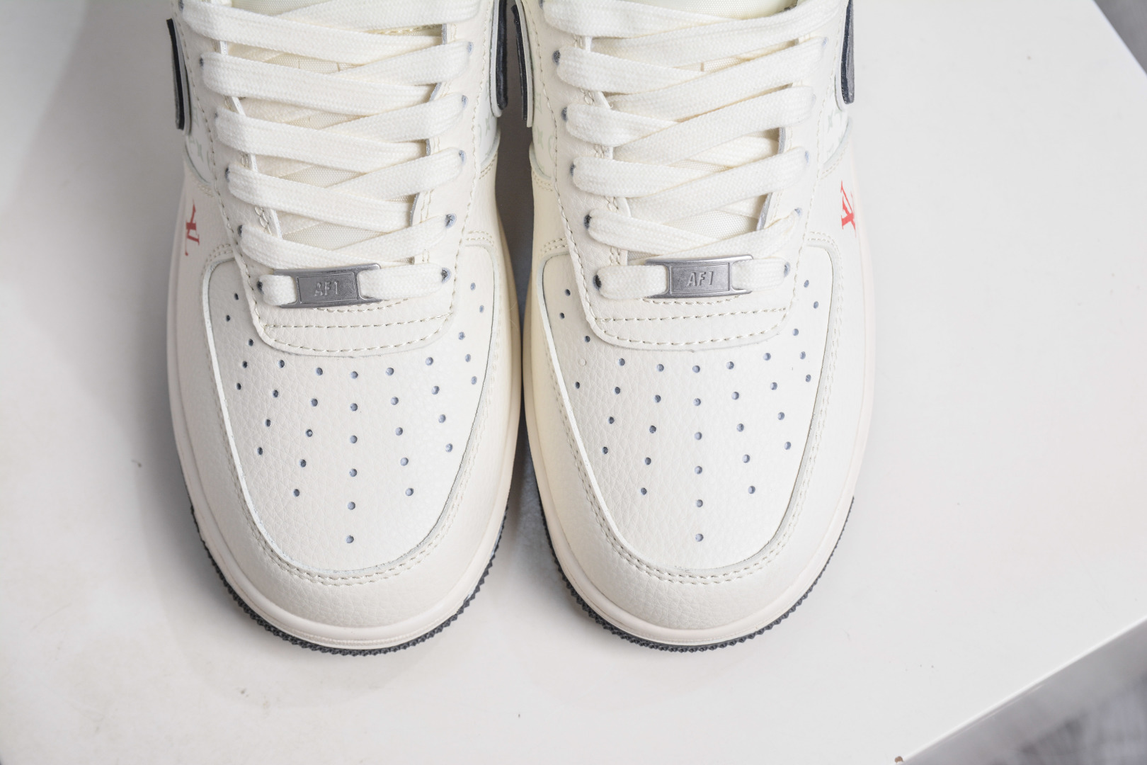 Nike Air Force 1 Low 07 x Louis Vuitton LV联名-米白灰勾 MZ9588-811