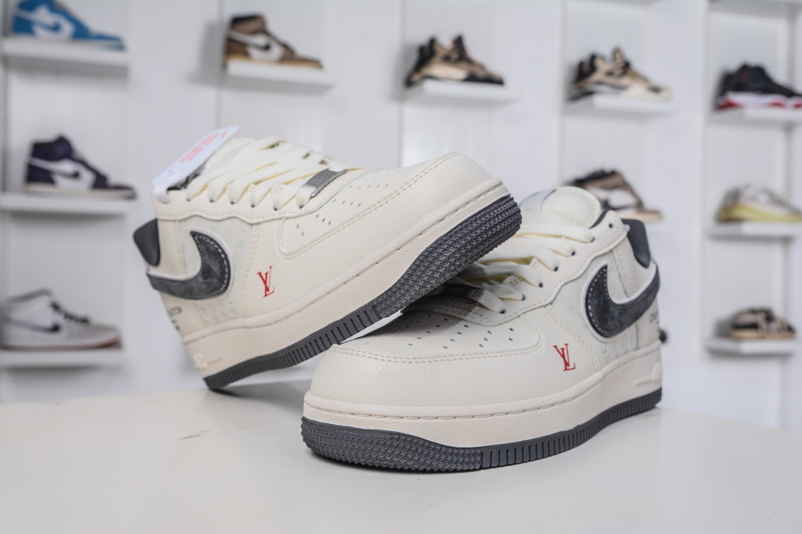 Nike Air Force 1 Low 07 x Louis Vuitton LV联名-米白灰勾 MZ9588-811