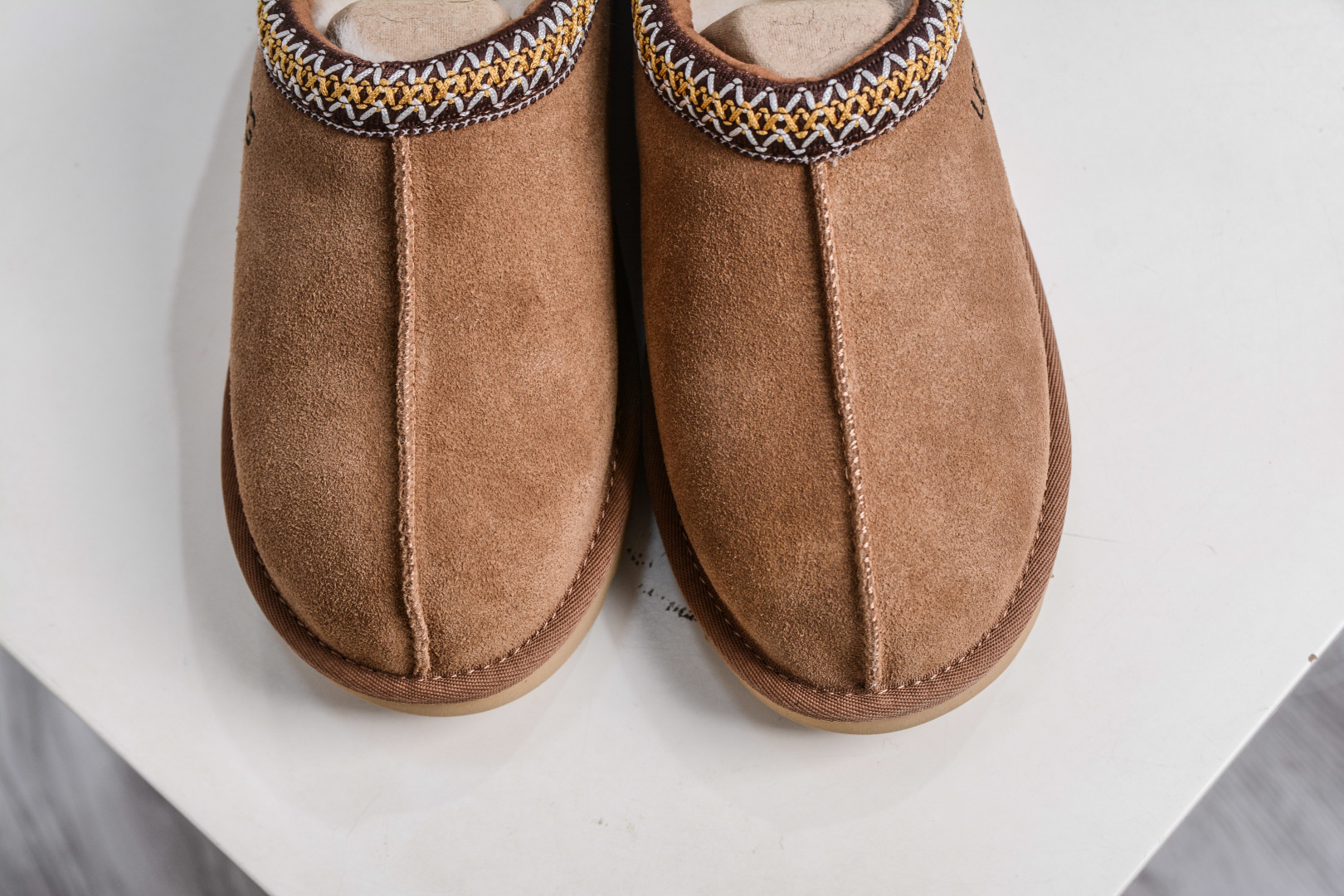 220 230 UGG Tazz 民族风薄底 栗色 5955 CHE-Chinese UA Cheap High Quatity Brand Clothes Bags handbags Sneakers wholesale wholesaler seller from China Factory suppliers Fashion Clothing Shoes best Quality Beautiful Price 220 230 UGG Tazz 民族风薄底 栗色 5955 CHE