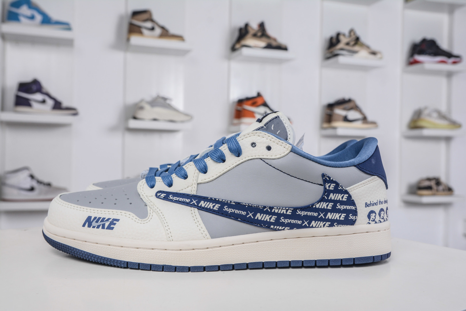 TS x Air Jordan x Supreme AJ1 Low 倒钩低帮联名SUP-白灰蓝 XD0798-309