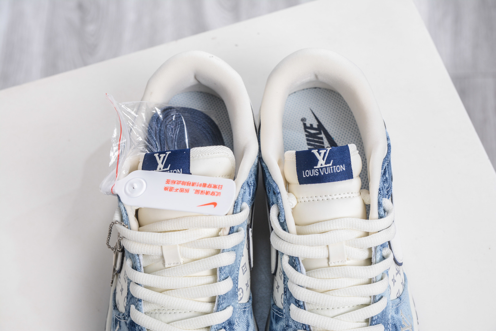 Nike SB Dunk Low x Louis Vuitton LV联名-白蓝牛仔 YF9511-903