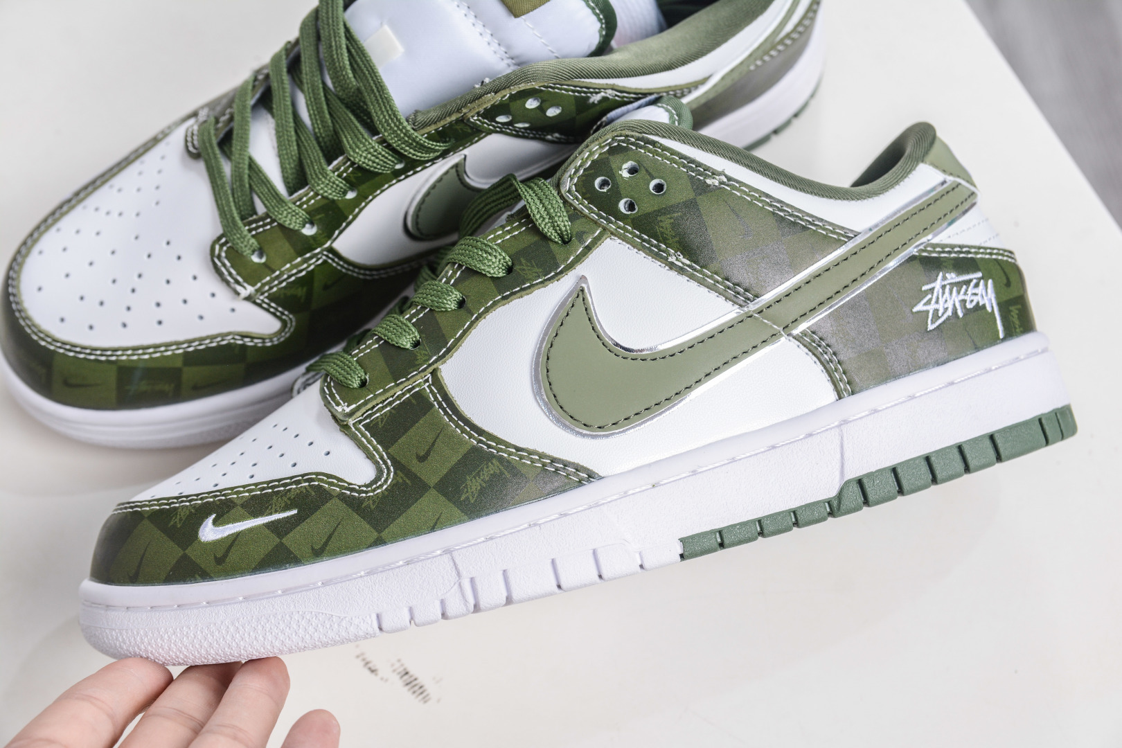 270 Nike SB Dunk Low X Stussy 斯图西联名-白绿迷彩 DG1988-010