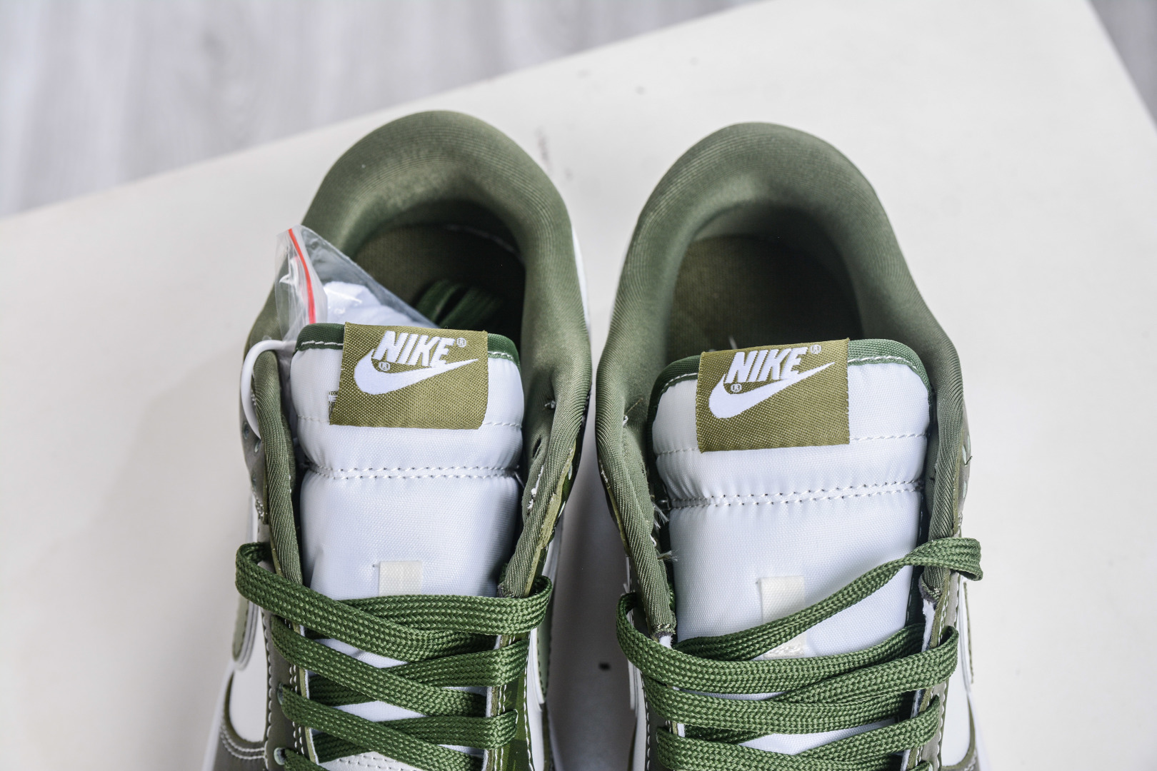 270 Nike SB Dunk Low X Stussy 斯图西联名-白绿迷彩 DG1988-010