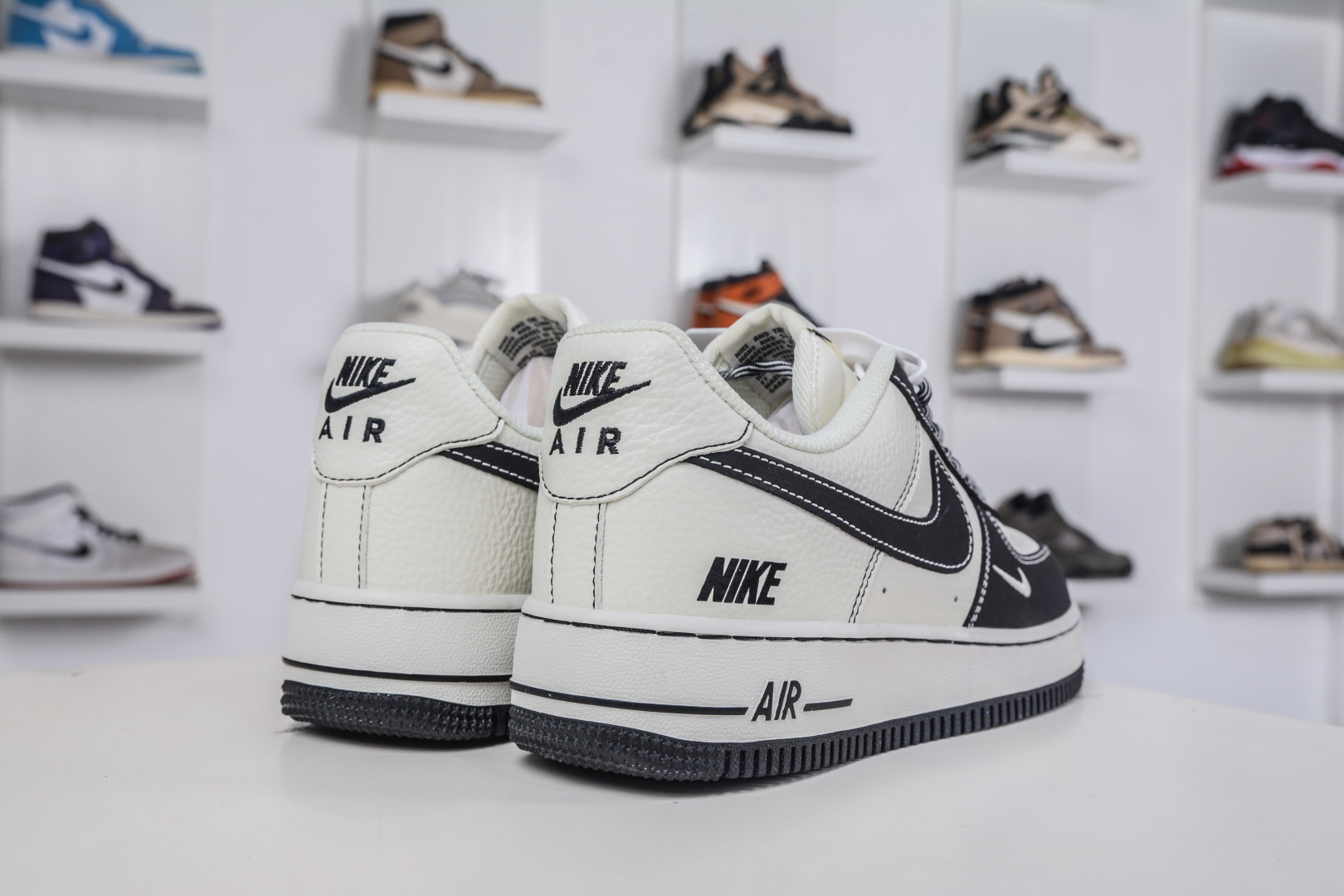 Nike Air Force 1 Low 07 x NIKE 耐克联名-经典黑白 NH0601-574