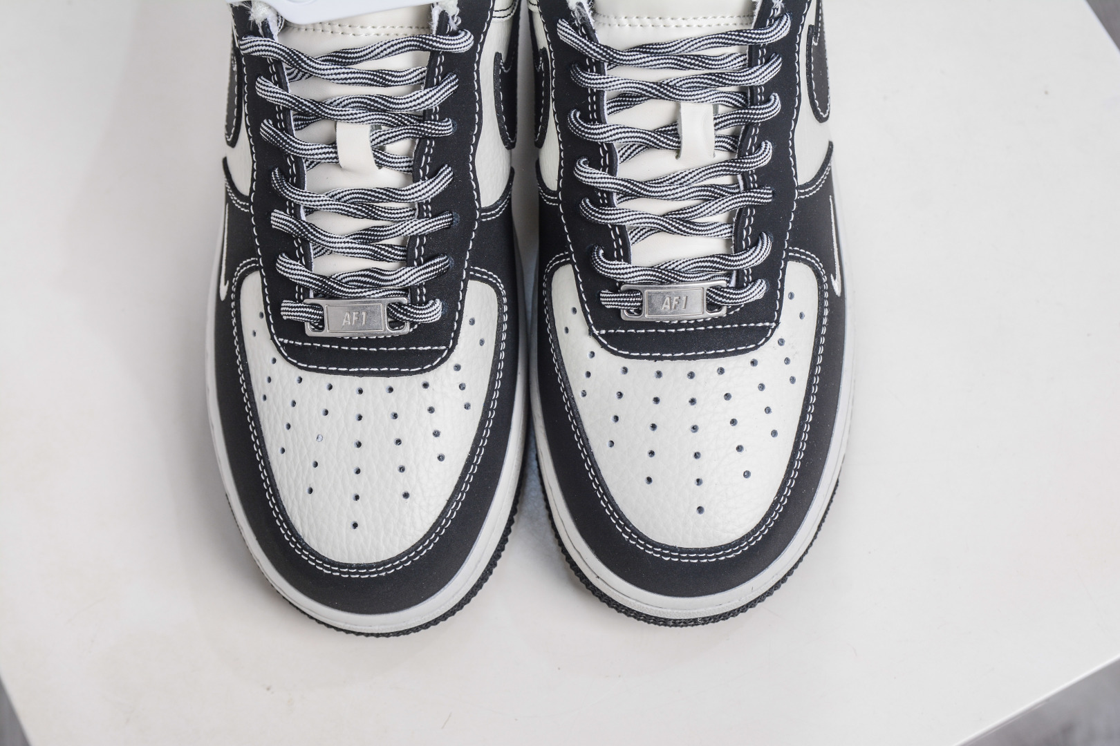 Nike Air Force 1 Low 07 x NIKE 耐克联名-经典黑白 NH0601-574