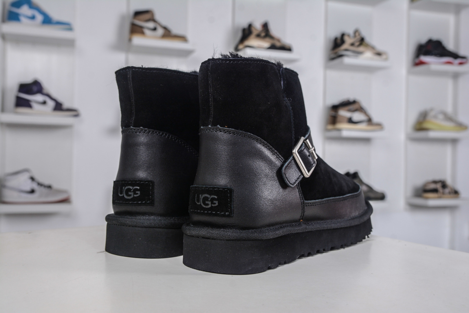 280 UGG Classic Novelty 秋冬羊皮毛一体雪地靴 1174512