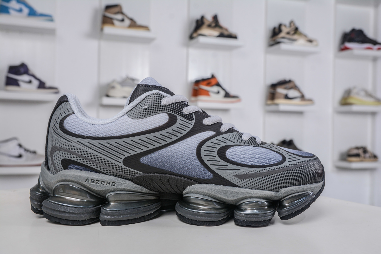 220 T版 New Balance NB2000 舒适百搭防滑耐磨低帮 休闲跑步鞋 U2000PCD-Chinese UA Cheap High Quatity Brand Clothes Bags handbags Sneakers wholesale wholesaler seller from China Factory suppliers Fashion Clothing Shoes best Quality Beautiful Price 220 T版 New Balance NB2000 舒适百搭防滑耐磨低帮 休闲跑步鞋 U2000PCD