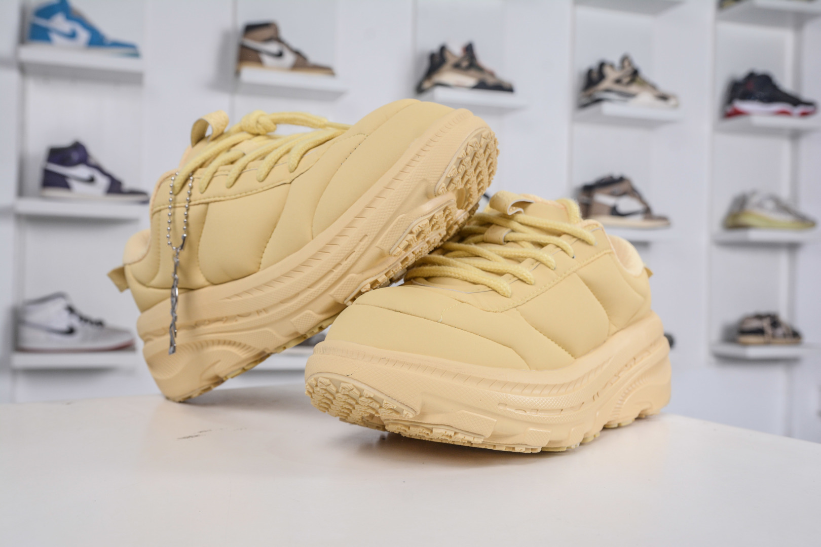 210 HOKA BONDI B3LS MARNI 复古舒适防滑耐磨 低帮 山地户外跑步鞋 1170631 STRW-Chinese UA Cheap High Quatity Brand Clothes Bags handbags Sneakers wholesale wholesaler seller from China Factory suppliers Fashion Clothing Shoes best Quality Beautiful Price 210 HOKA BONDI B3LS MARNI 复古舒适防滑耐磨 低帮 山地户外跑步鞋 1170631 STRW