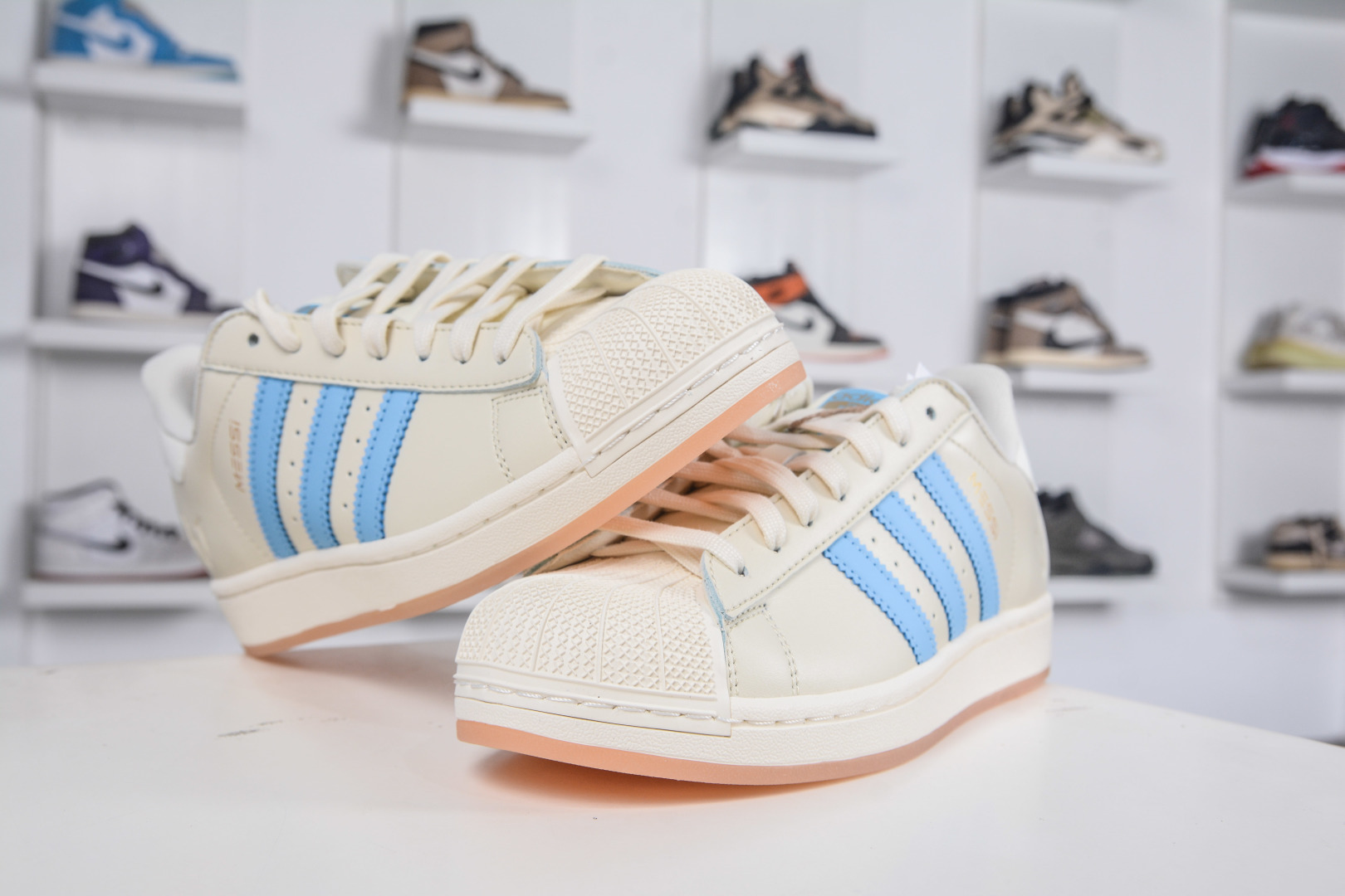 CS版 Adidas Originals Superstar 2025全新版本 贝壳头 JR1256-Top High Quatity Cheap Sneakers Fashion Clothing Clothes Bags handbags Shoes of all Brand wholesale With The best Quality And Beautiful Price from China Factory Chinese suppliers wholesaler seller CS版 Adidas Originals Superstar 2025全新版本 贝壳头 JR1256