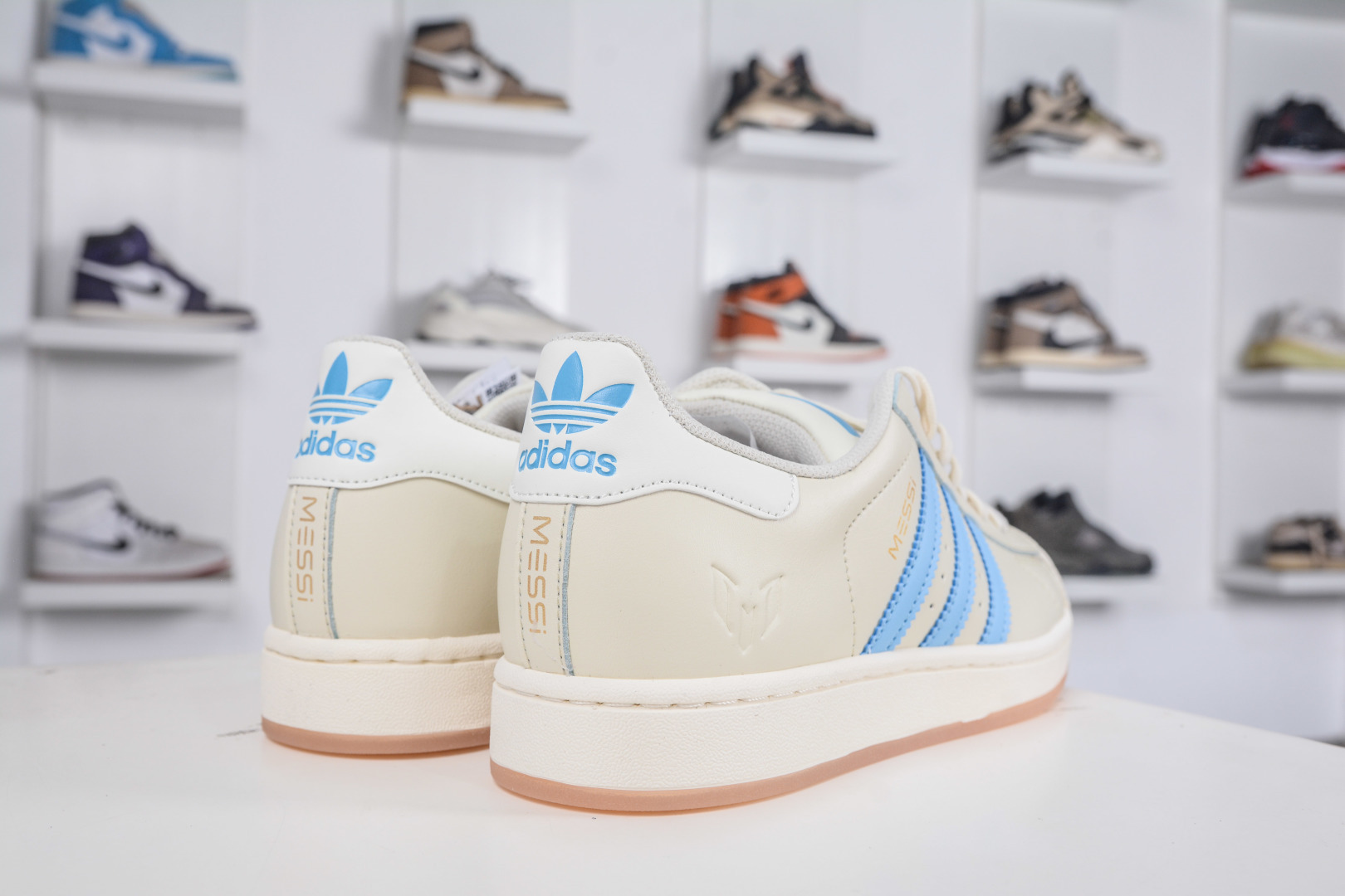 CS版 Adidas Originals Superstar 2025全新版本 贝壳头 JR1256-Top High Quatity Cheap Sneakers Fashion Clothing Clothes Bags handbags Shoes of all Brand wholesale With The best Quality And Beautiful Price from China Factory Chinese suppliers wholesaler seller CS版 Adidas Originals Superstar 2025全新版本 贝壳头 JR1256