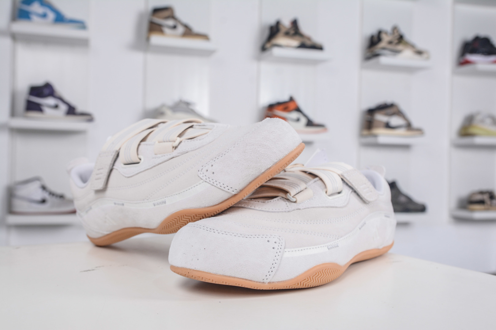 X版 阿迪达斯Adidas Fos Urban Reverie Low 城市幻想系列低帮机能芭蕾舞风魔术贴薄底休闲运动舒适训练鞋 JS0151-Top High Quatity Cheap Sneakers Fashion Clothing Clothes Bags handbags Shoes of all Brand wholesale With The best Quality And Beautiful Price from China Factory Chinese suppliers wholesaler seller X版 阿迪达斯Adidas Fos Urban Reverie Low 城市幻想系列低帮机能芭蕾舞风魔术贴薄底休闲运动舒适训练鞋 JS0151