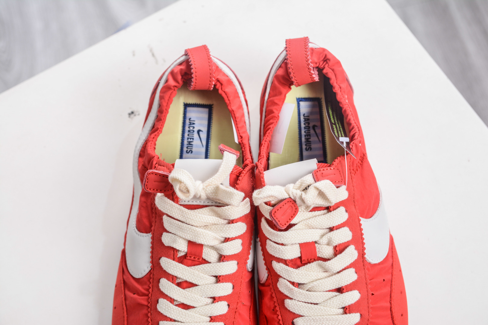 220 Jacquemus x Nike Jacumoon 耐克 柔软舒适防滑耐磨 低帮休闲板鞋 欧美走秀款英伦复古 HV8547-600