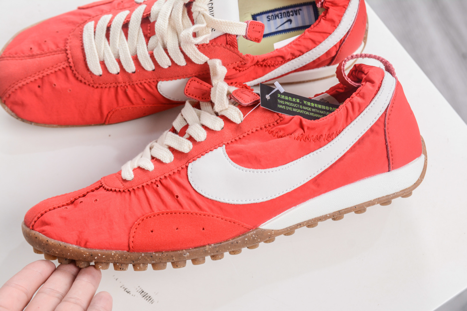 220 Jacquemus x Nike Jacumoon 耐克 柔软舒适防滑耐磨 低帮休闲板鞋 欧美走秀款英伦复古 HV8547-600