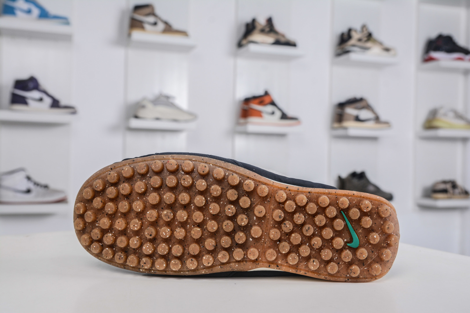 220 Jacquemus x Nike Jacumoon 耐克 柔软舒适防滑耐磨 低帮休闲板鞋 HV8547-001