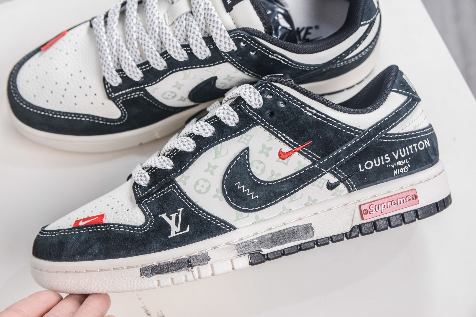 Nike SB Dunk Low x Louis Vuitton x Superme LVSUP联名-米白黑 CX5050-Y19