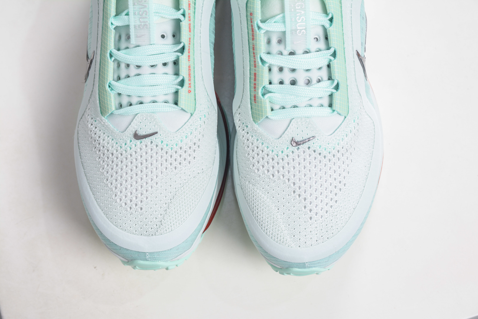 Nike Air Zoom Pegasus Premium 耐克网面全掌气垫缓震跑鞋 HQ2592-301 Nike Air Zoom Pegasus Premium 耐克网面全掌气垫缓震跑鞋 HQ2592-301