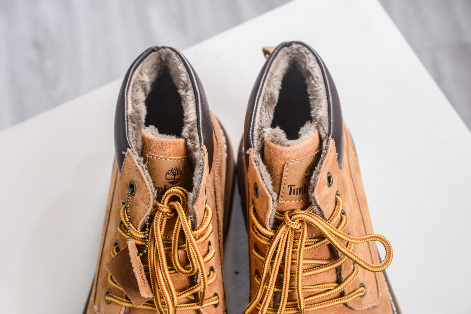 320 Timberland添柏岚/天伯伦秋冬新品（毛绒内里保暖锁热）秋冬必备户外休闲大黄靴系列 TB10069