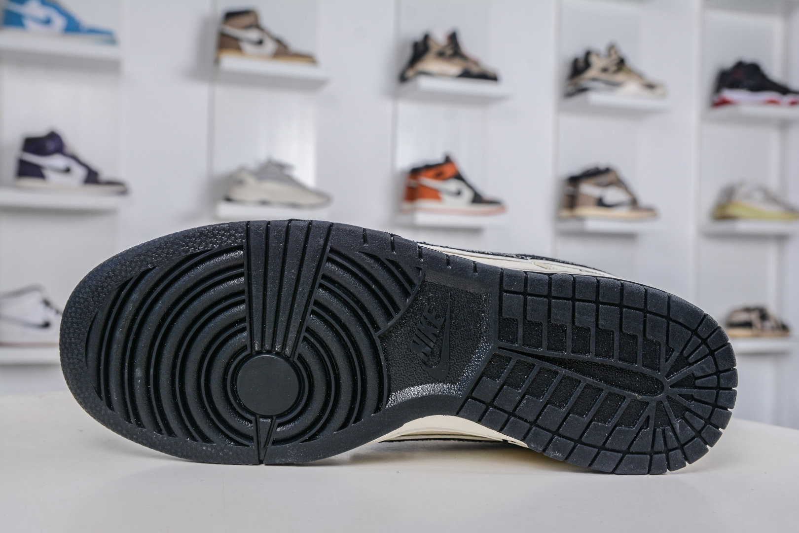 270 Nike SB Dunk Low x Louis Vuitton LV联名-米白蓝牛仔黑钩 DN3168-002