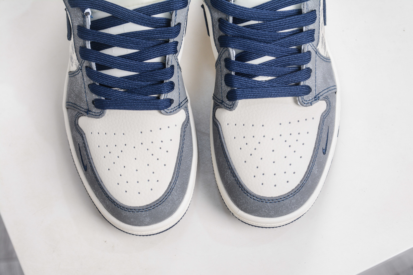 270 Air Jordan 1 Retro Low x Balenciaga x Louis Vuitton LV巴黎世家联名-米灰蓝红 QD1988-008