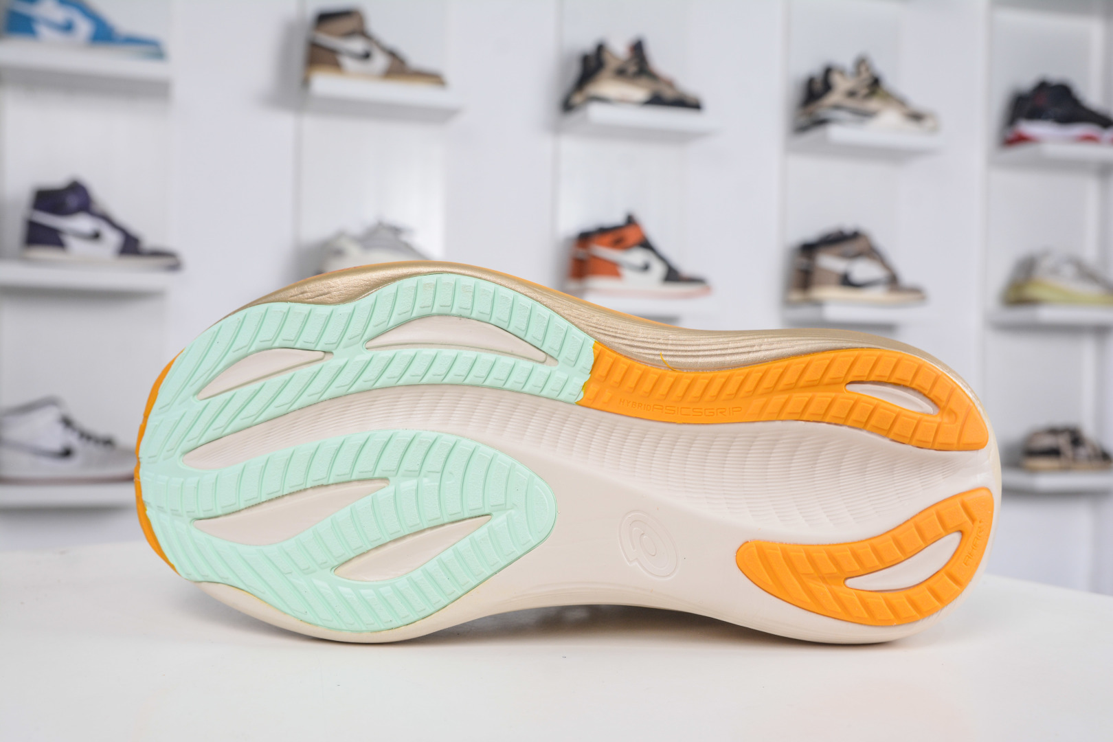 190 Asics Gel-Nimbus 27 亚瑟士专业跑鞋 1011C094-100