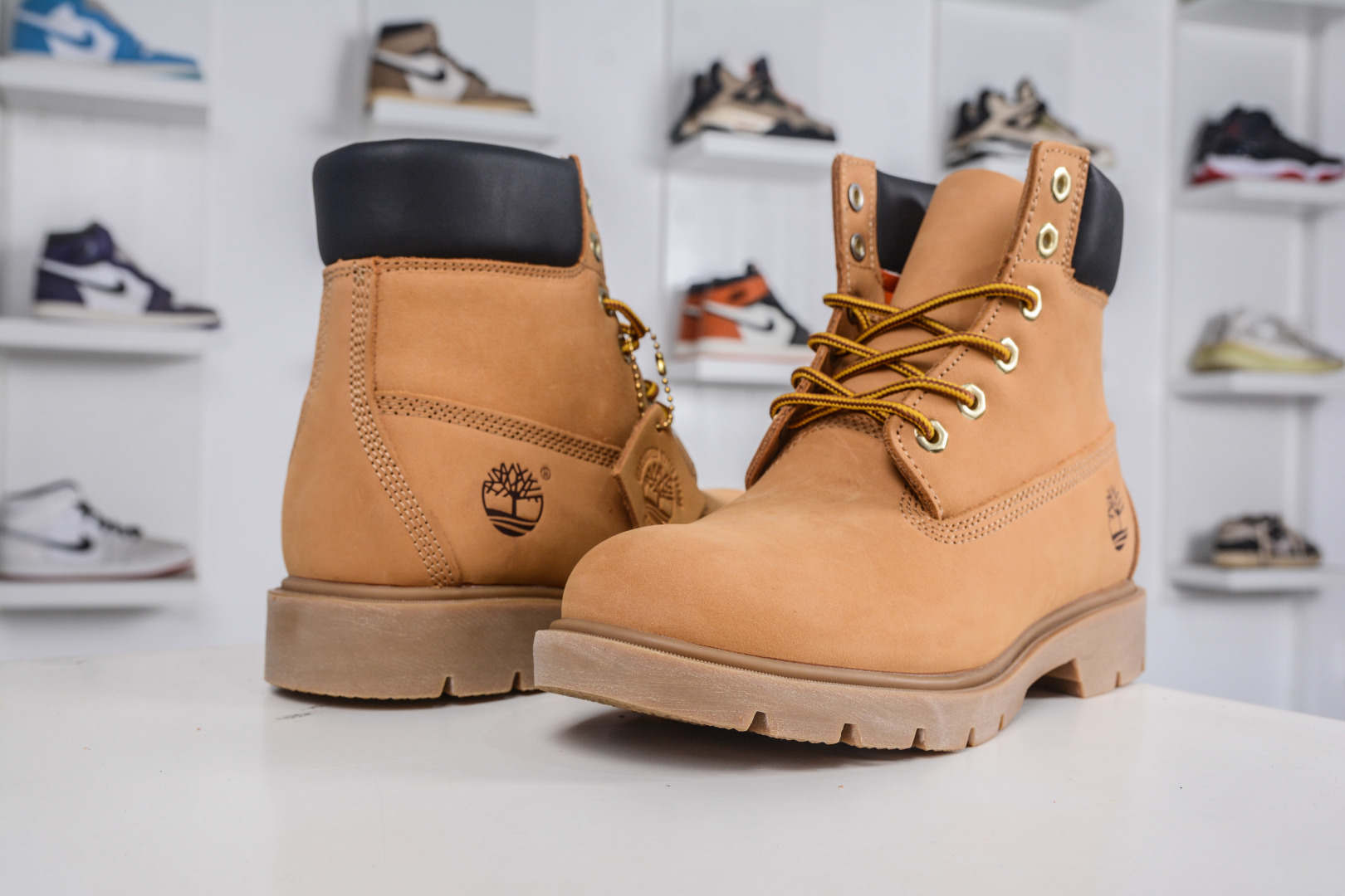 240 双十一福利特价 Timberland添柏岚/天伯伦经典款户外休闲高帮大黄靴