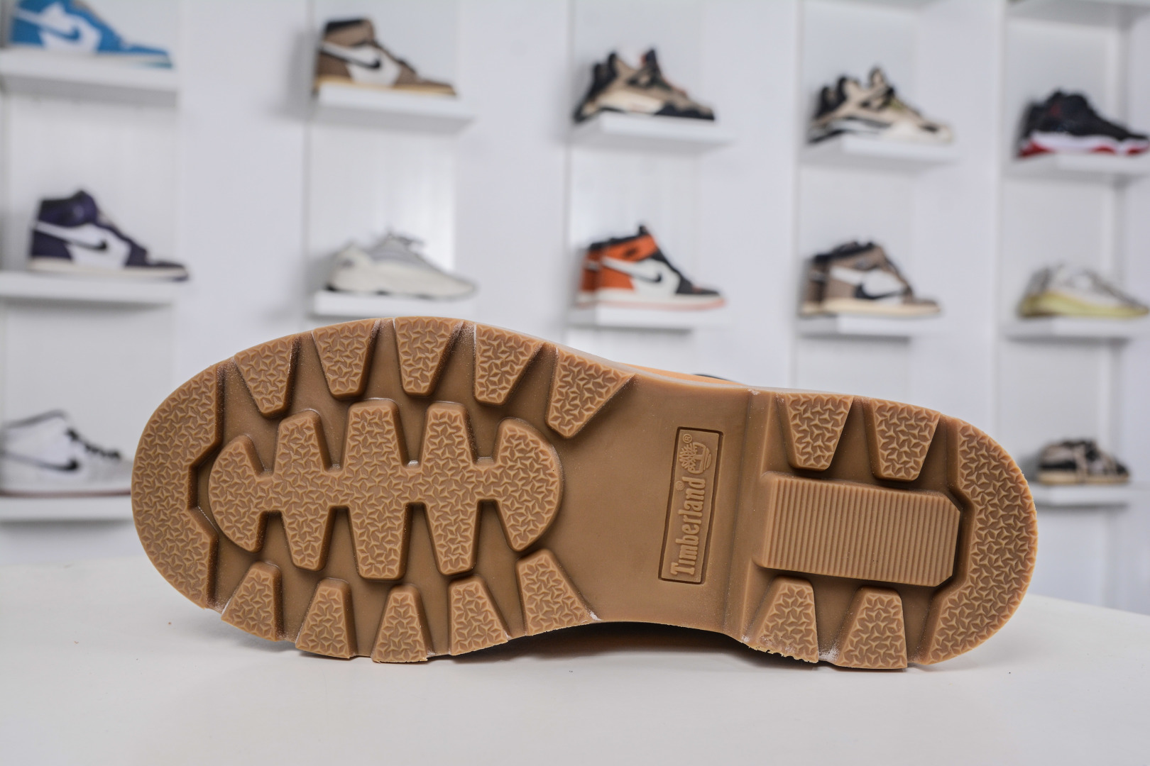 240 双十一福利特价 Timberland添柏岚/天伯伦经典款户外休闲高帮大黄靴