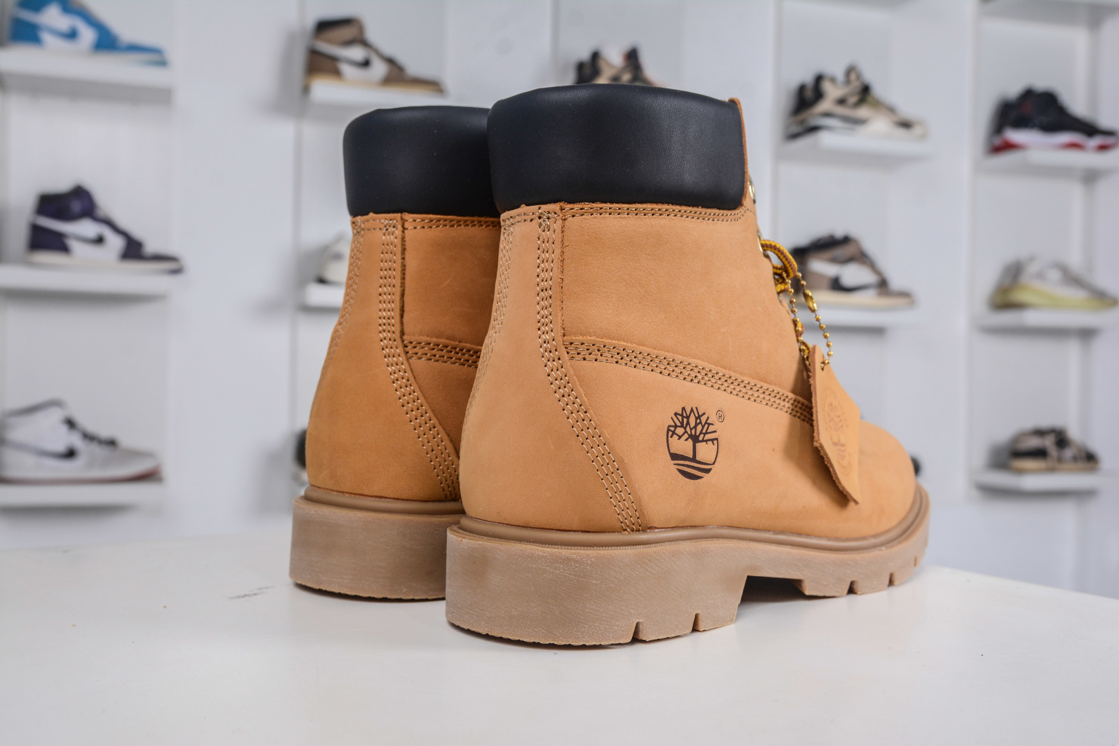 240 双十一福利特价 Timberland添柏岚/天伯伦经典款户外休闲高帮大黄靴