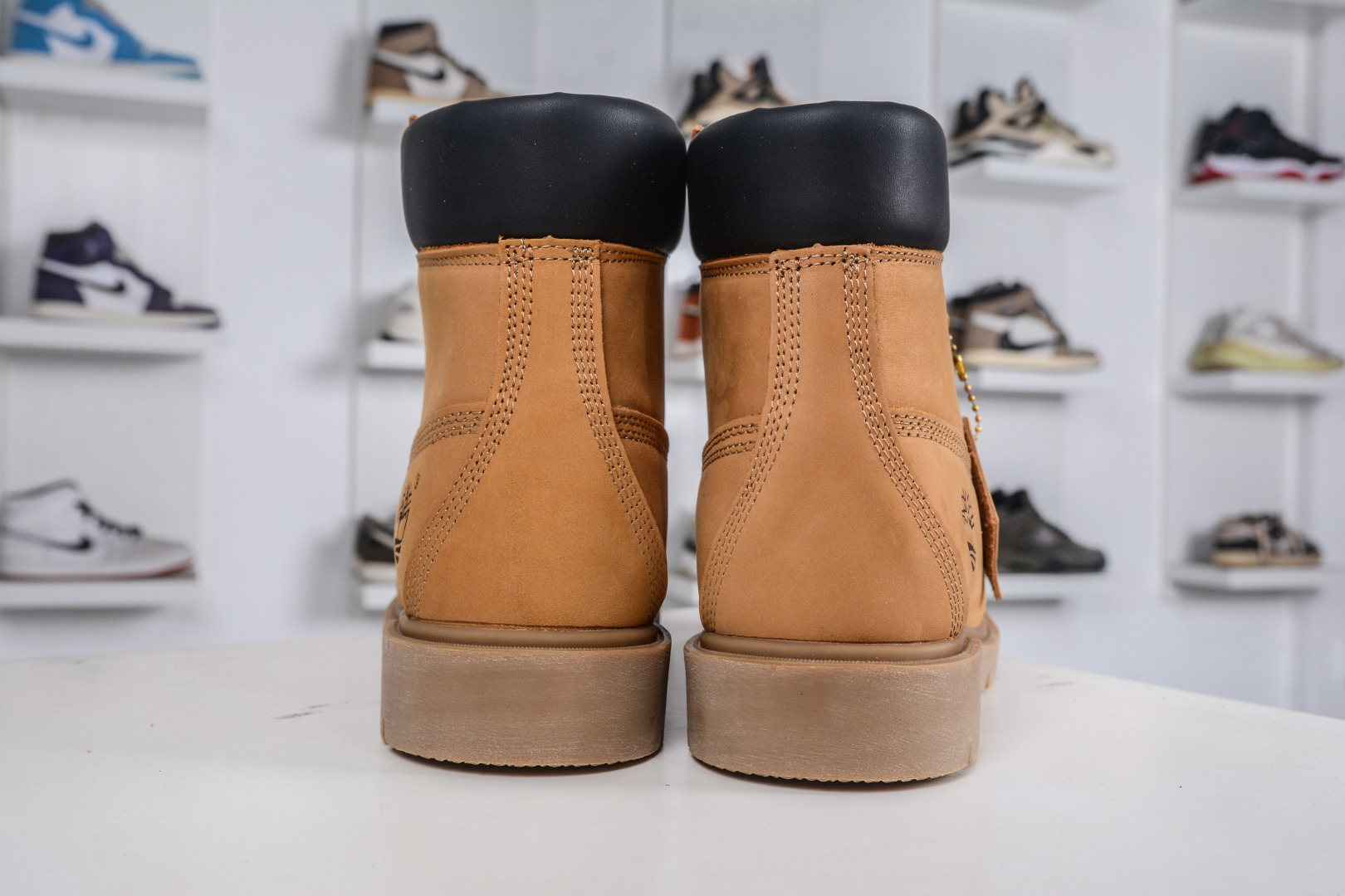 240 双十一福利特价 Timberland添柏岚/天伯伦经典款户外休闲高帮大黄靴