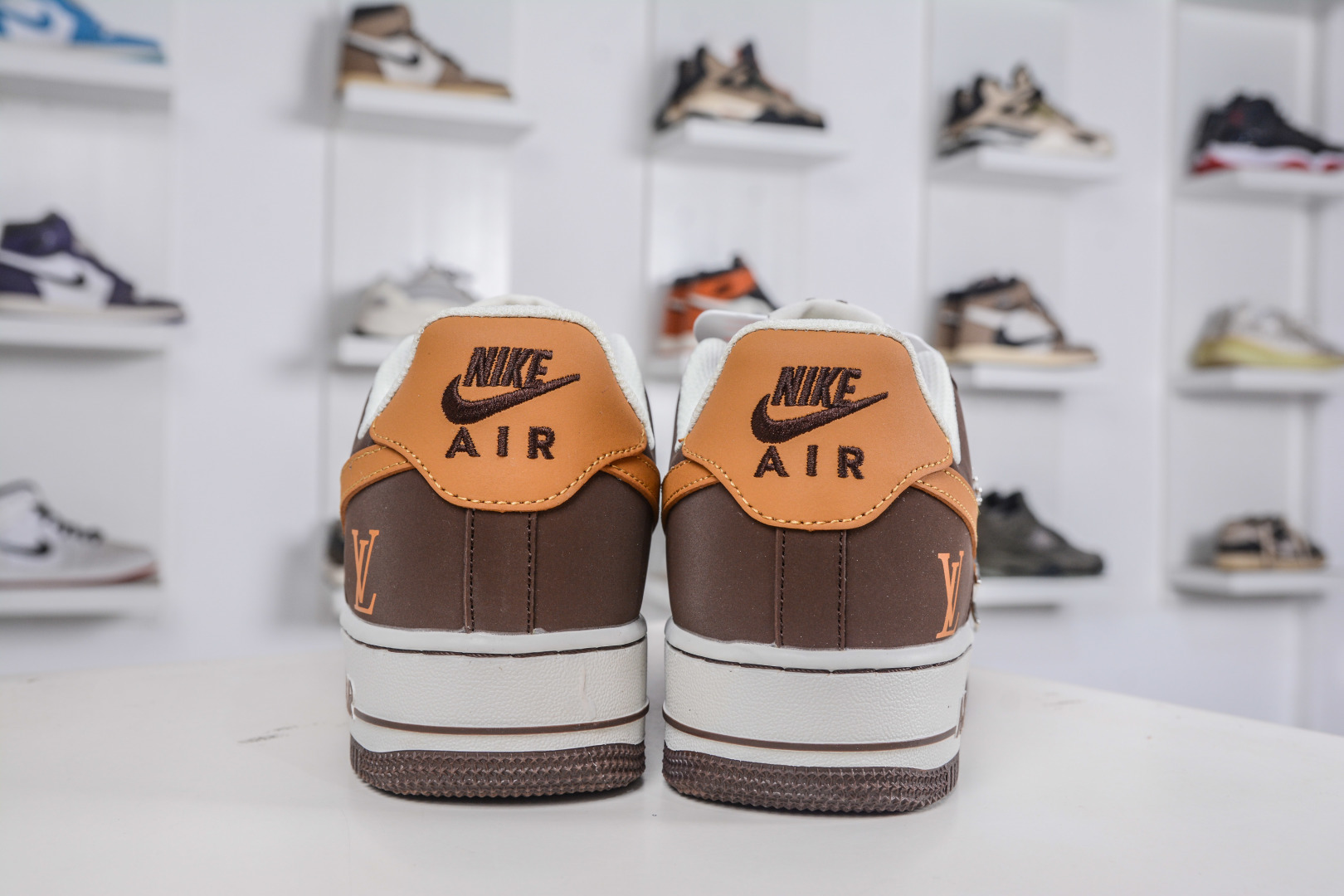 260 Nike Air Force 1 Low 07 x Louis Vuitton LV联名-咖棕焦糖 NH0601-576