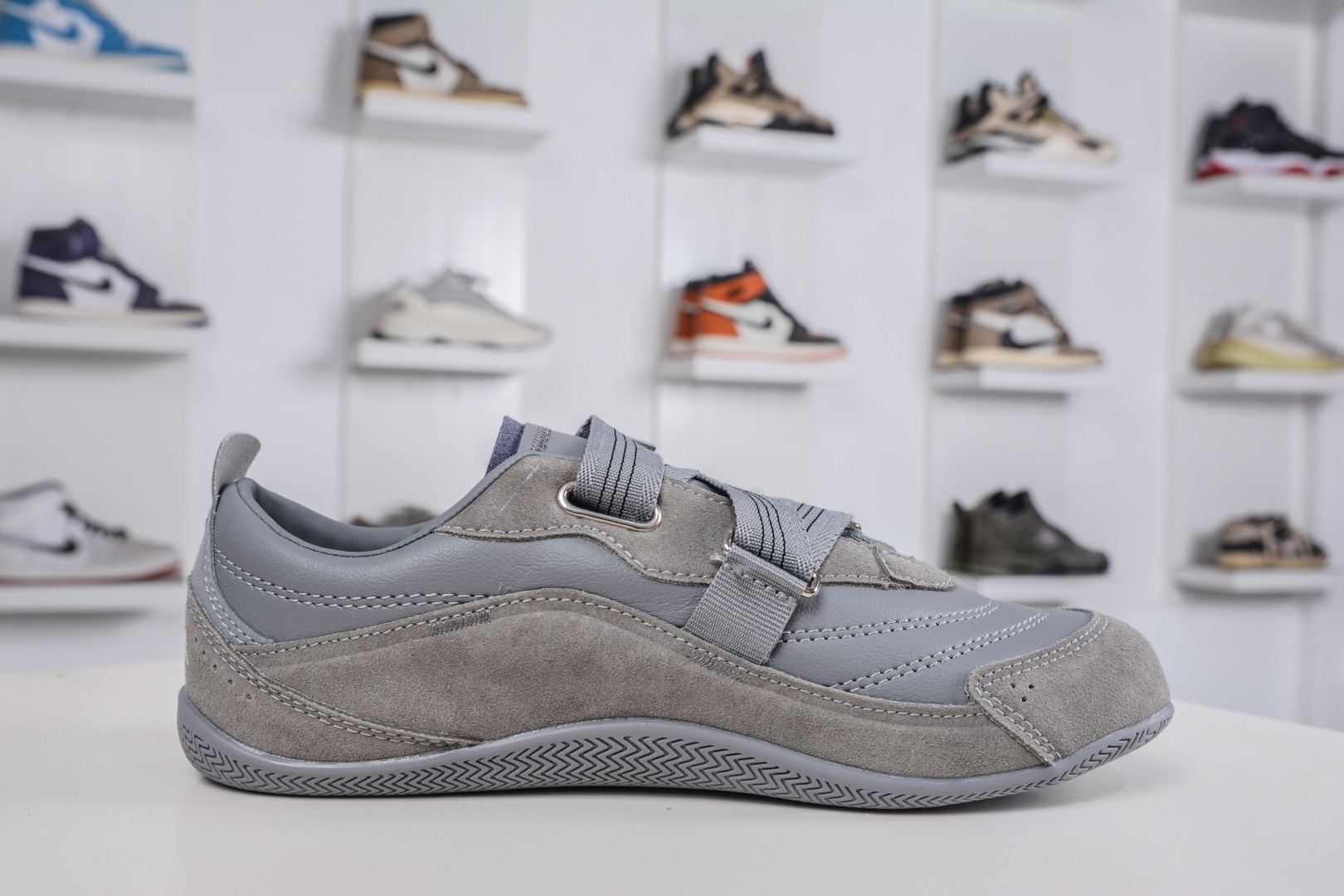 170 AD Urban Reverie Fos 灰银 魔术贴城市芭蕾风薄底休闲鞋 JQ9391