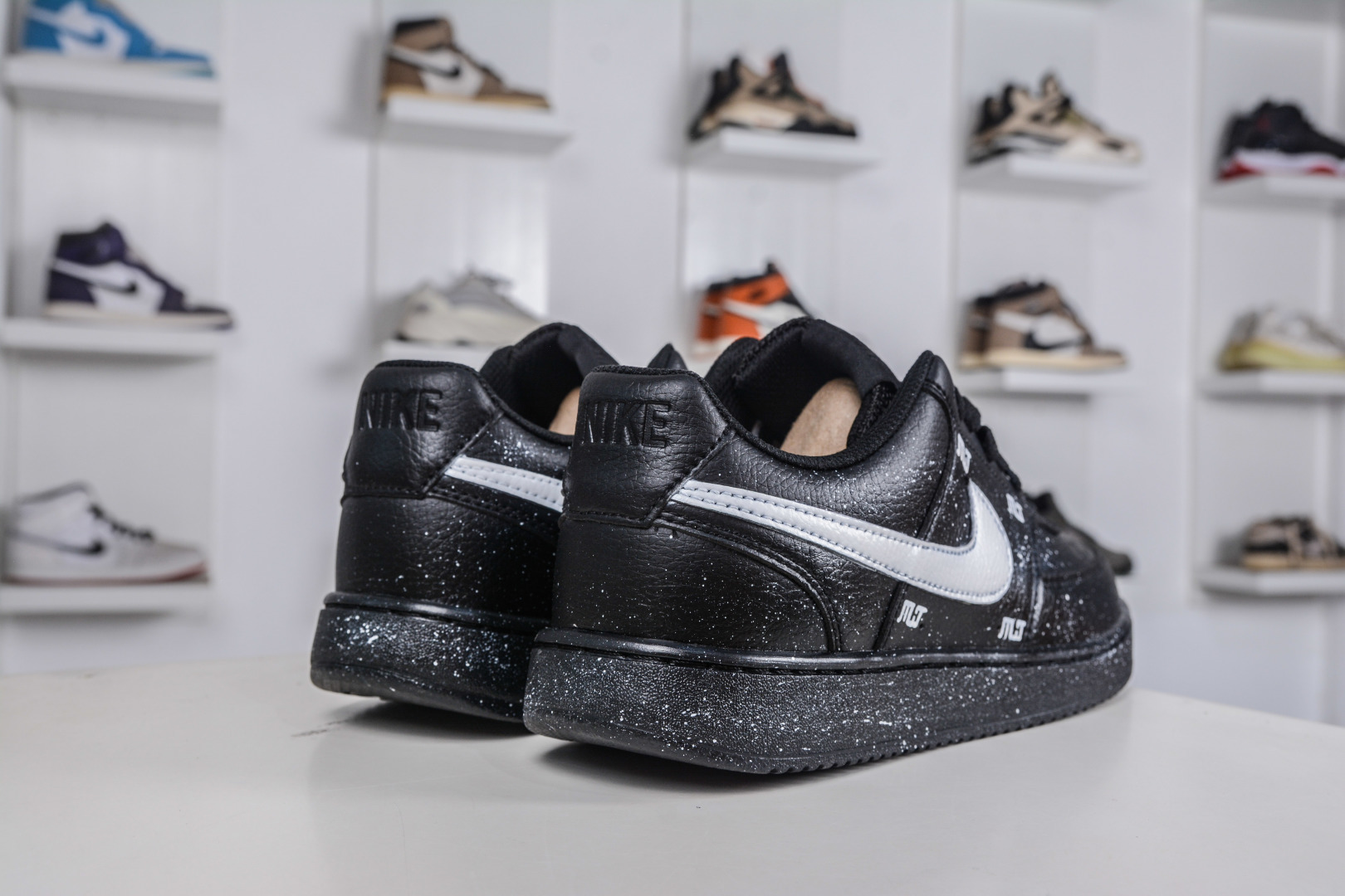 250 Nike Court Vision Low 手绘涂鸦 休闲运动板鞋 低帮百搭透气休闲运动板鞋 DH2987-002