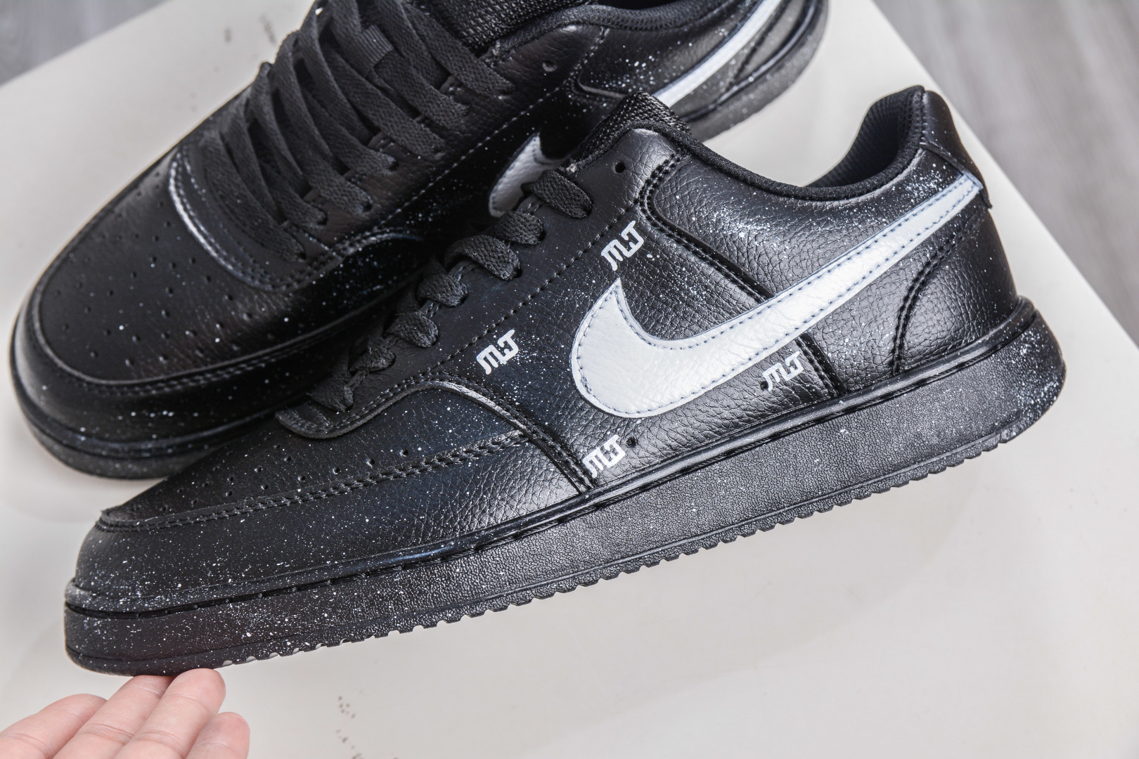 250 Nike Court Vision Low 手绘涂鸦 休闲运动板鞋 低帮百搭透气休闲运动板鞋 DH2987-002