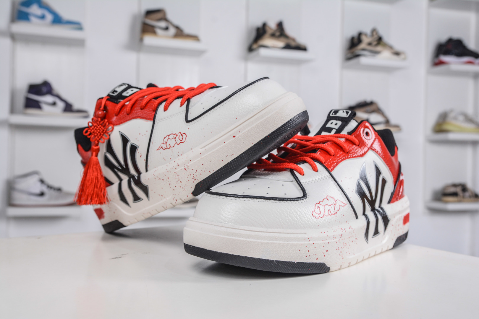 270 MLB Chunky Liner PU 马跃龙腾 泼墨 涂鸦定制配色学长鞋 3ASXCA12N 50WHS-Chinese UA Cheap High Quatity Brand Clothes Bags handbags Sneakers wholesale wholesaler seller from China Factory suppliers Fashion Clothing Shoes best Quality Beautiful Price 270 MLB Chunky Liner PU 马跃龙腾 泼墨 涂鸦定制配色学长鞋 3ASXCA12N 50WHS