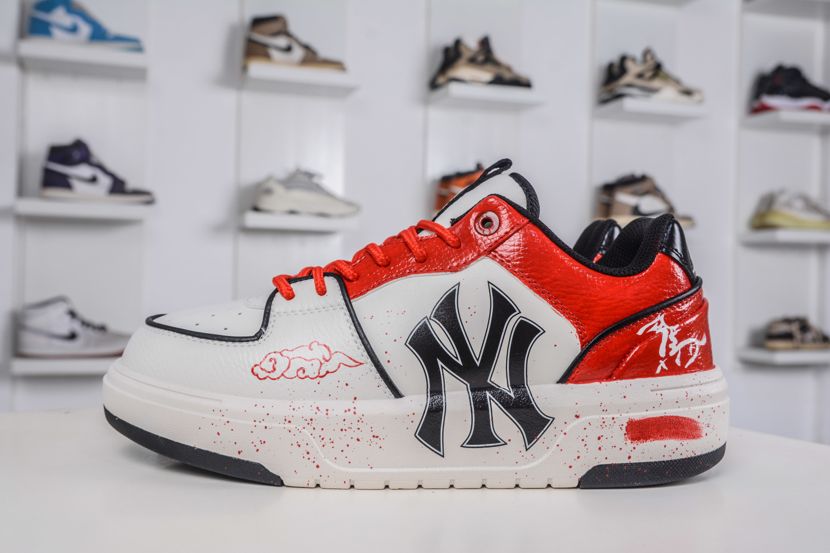 270 MLB Chunky Liner PU 马跃龙腾 泼墨 涂鸦定制配色学长鞋 3ASXCA12N 50WHS-Chinese UA Cheap High Quatity Brand Clothes Bags handbags Sneakers wholesale wholesaler seller from China Factory suppliers Fashion Clothing Shoes best Quality Beautiful Price 270 MLB Chunky Liner PU 马跃龙腾 泼墨 涂鸦定制配色学长鞋 3ASXCA12N 50WHS