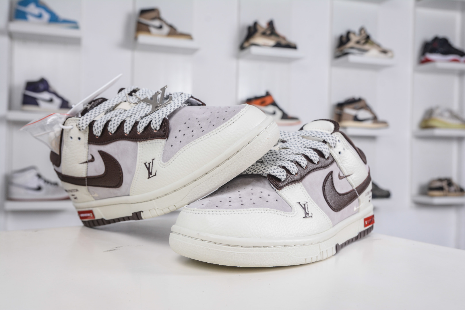 270 Nike SB Dunk Low x Louis Vuitton LV联名-白咖啡 YF9511-906