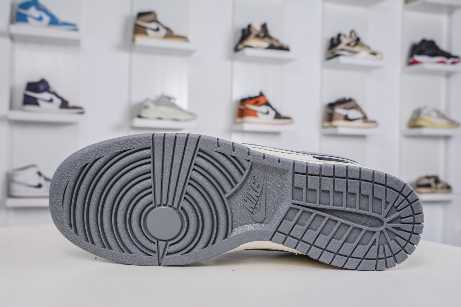 270 Nike SB Dunk Low X Stussy 斯图西联名-黑白熊猫 DN3168-003